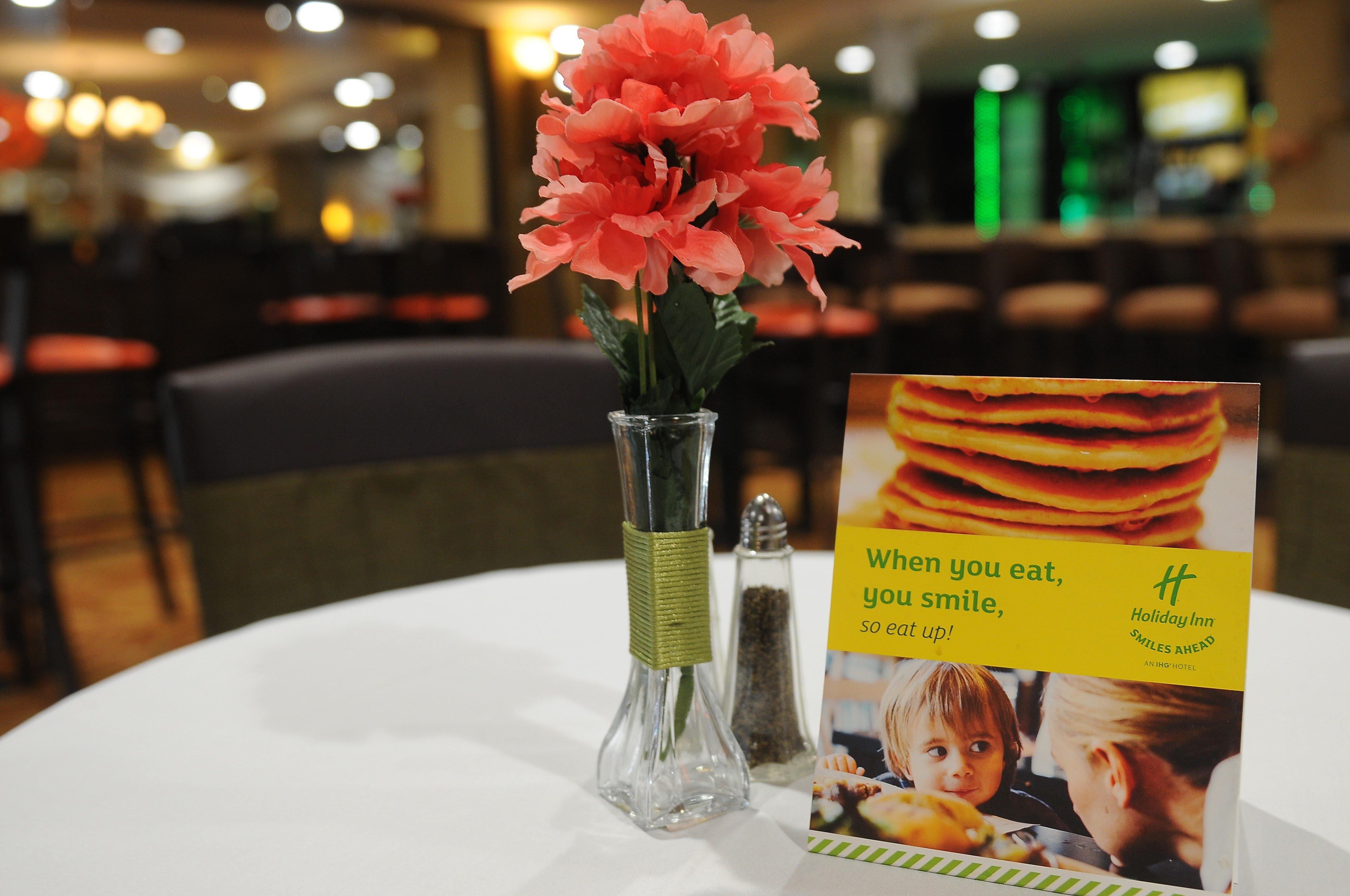Holiday Inn Dublin - Pleasanton By Ihg Bagian luar foto
