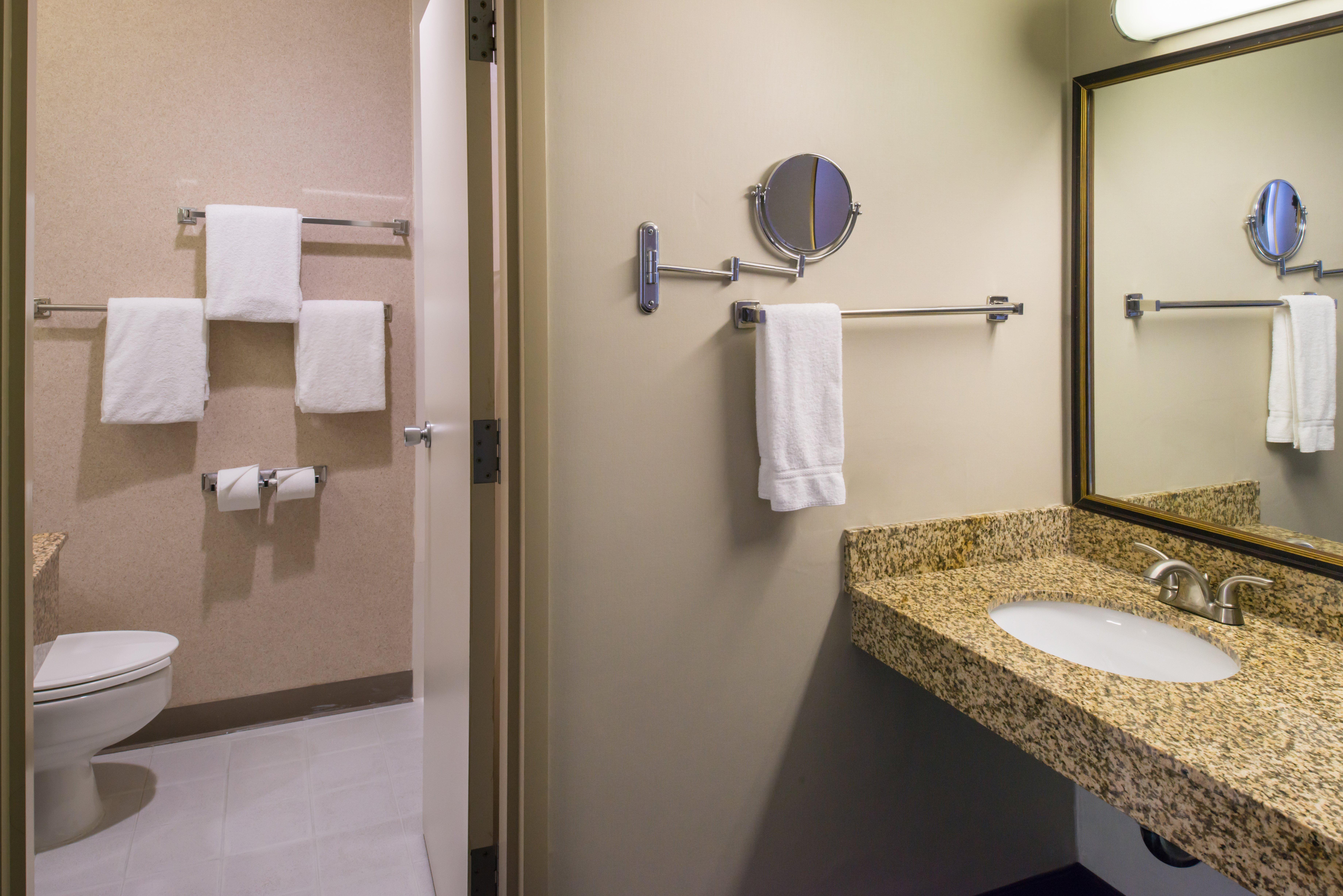 Holiday Inn Dublin - Pleasanton By Ihg Bagian luar foto